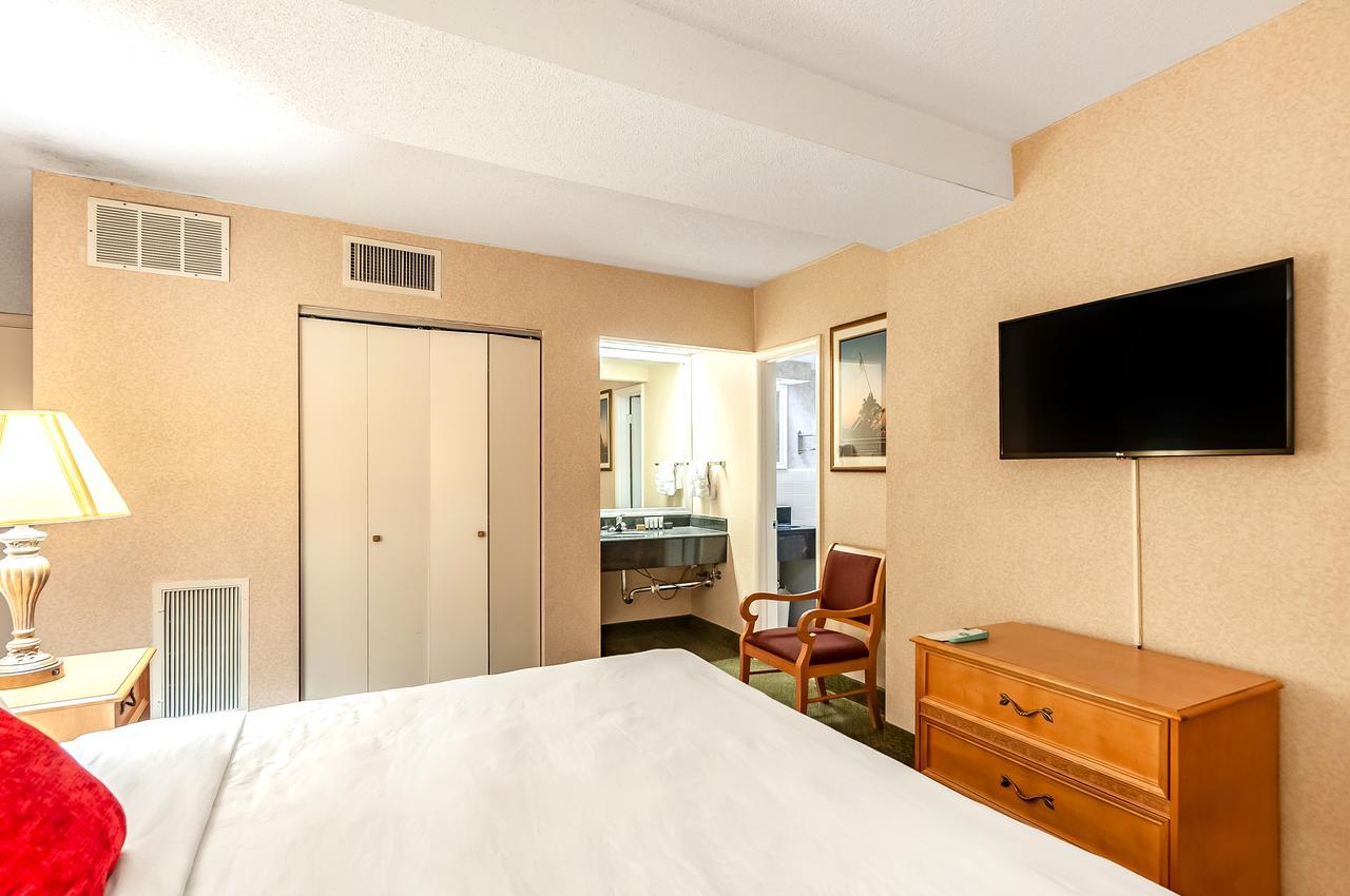 Quality Inn Iwo Jima Arlington Dış mekan fotoğraf
